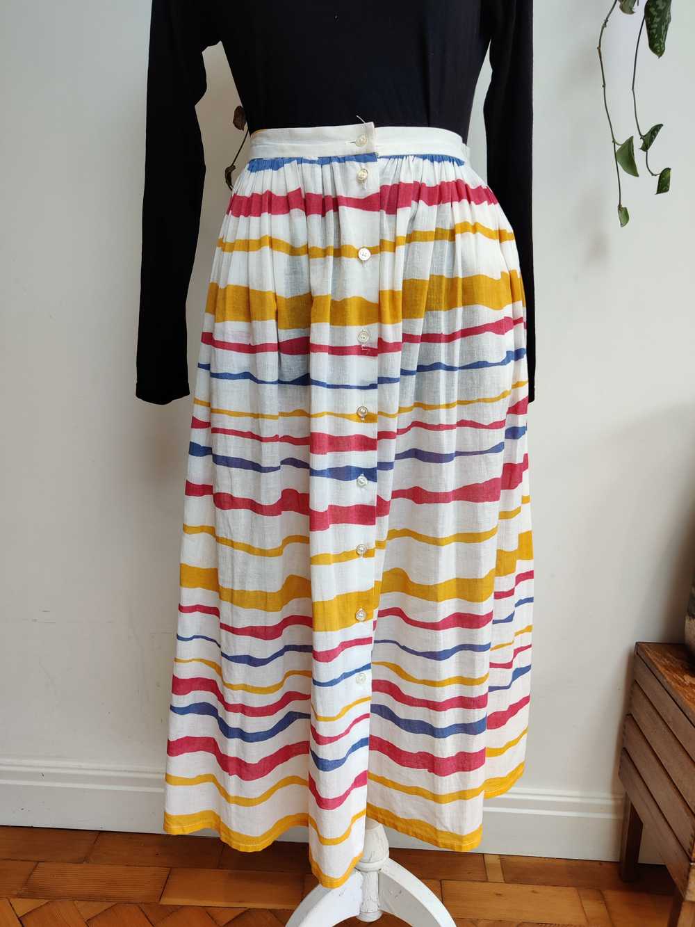White rainbow stripe vintage jaeger skirt size 8. - image 2
