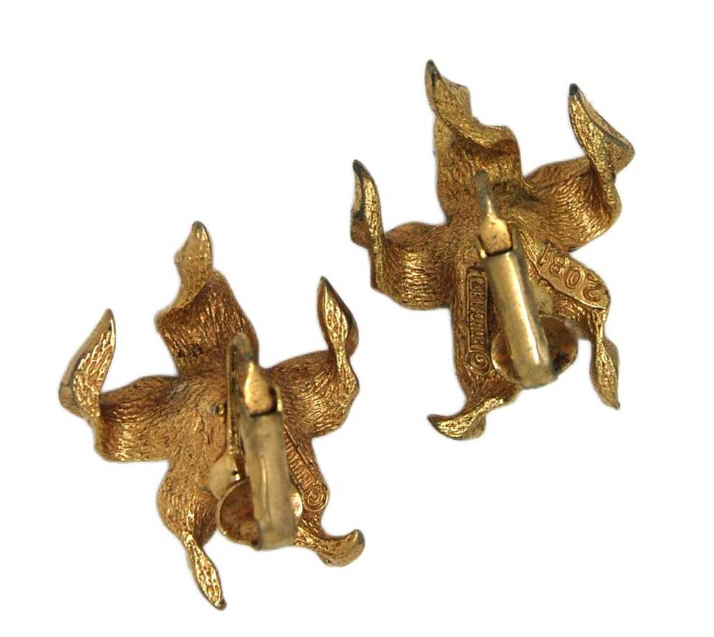 Boucher Lily 2081 Gold Tone Vintage Figural Earri… - image 4