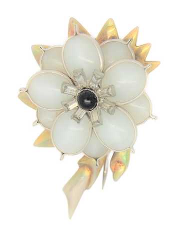 Regina Regency Moon Florwer Pearlized Fur Clip Vin