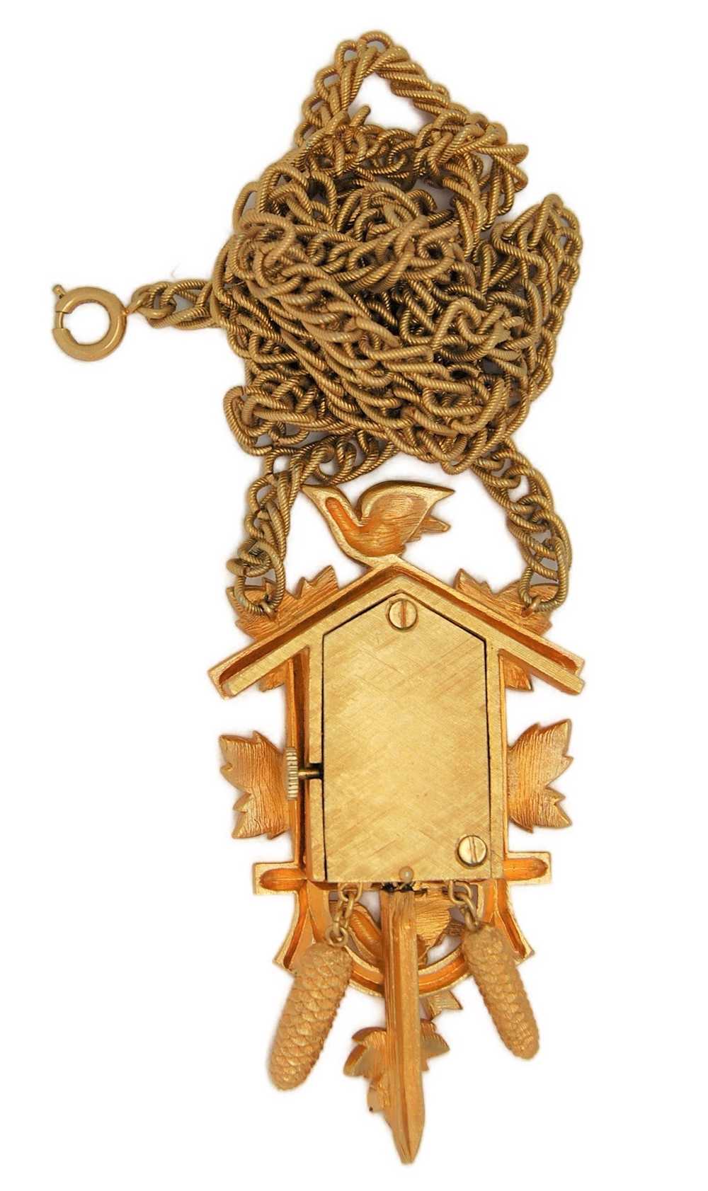 Trifari Gold Tone Cuckoo Clock Vintage Figural Ne… - image 3