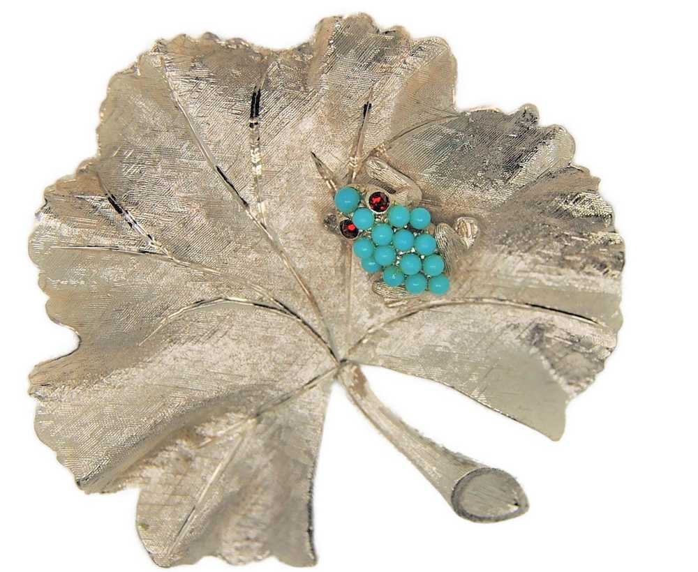 Ledo Lilypad Turquoise Bead Frog Vintage Figural … - image 1