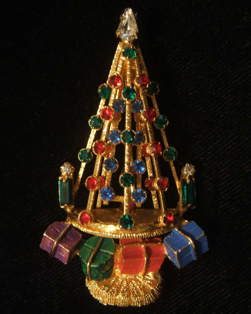 Warner Christmas Tree Garlands & Presents Vintage… - image 2