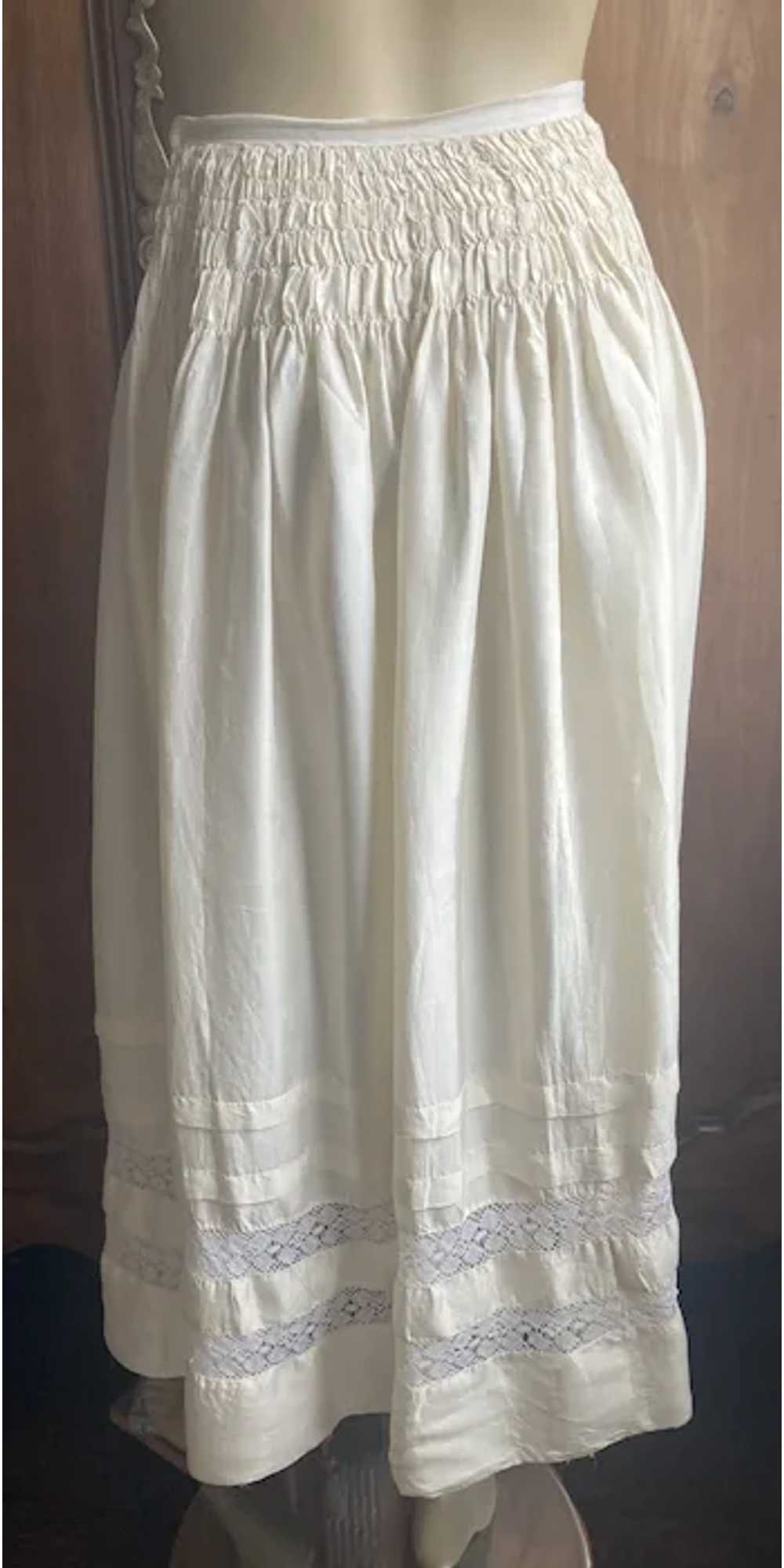 Antique Cream Silk Skirt With Ruching & White Cot… - image 6