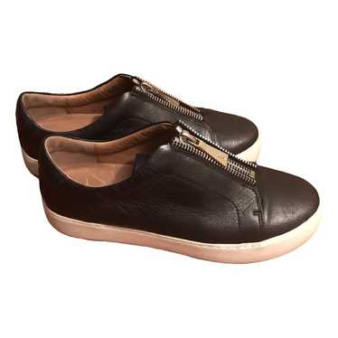 Frye Leather flats