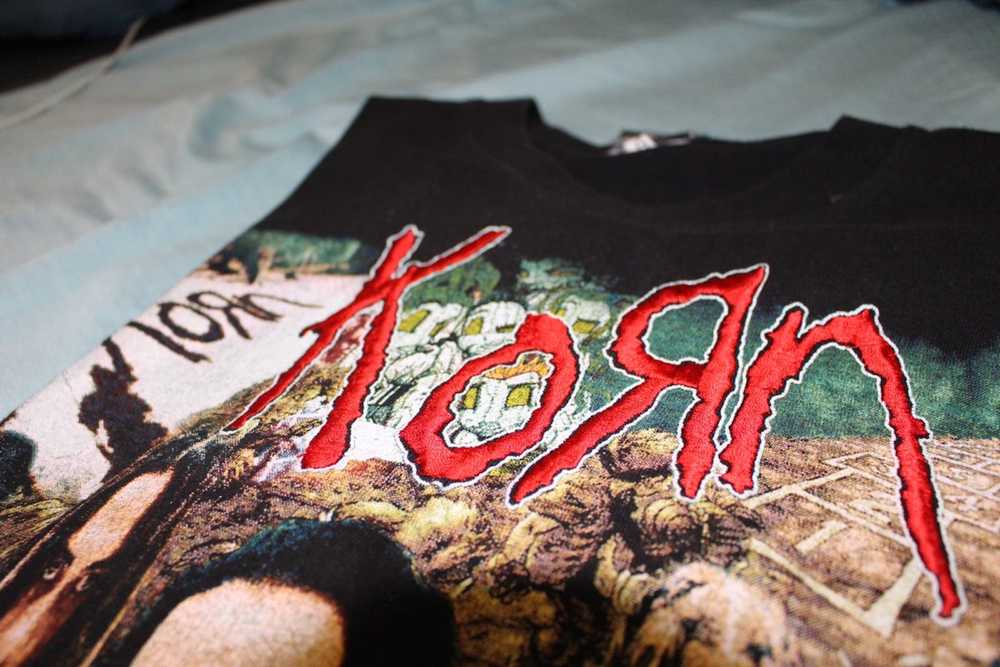 Band Tees × Vintage Vintage 2004 embroidered Korn… - image 3