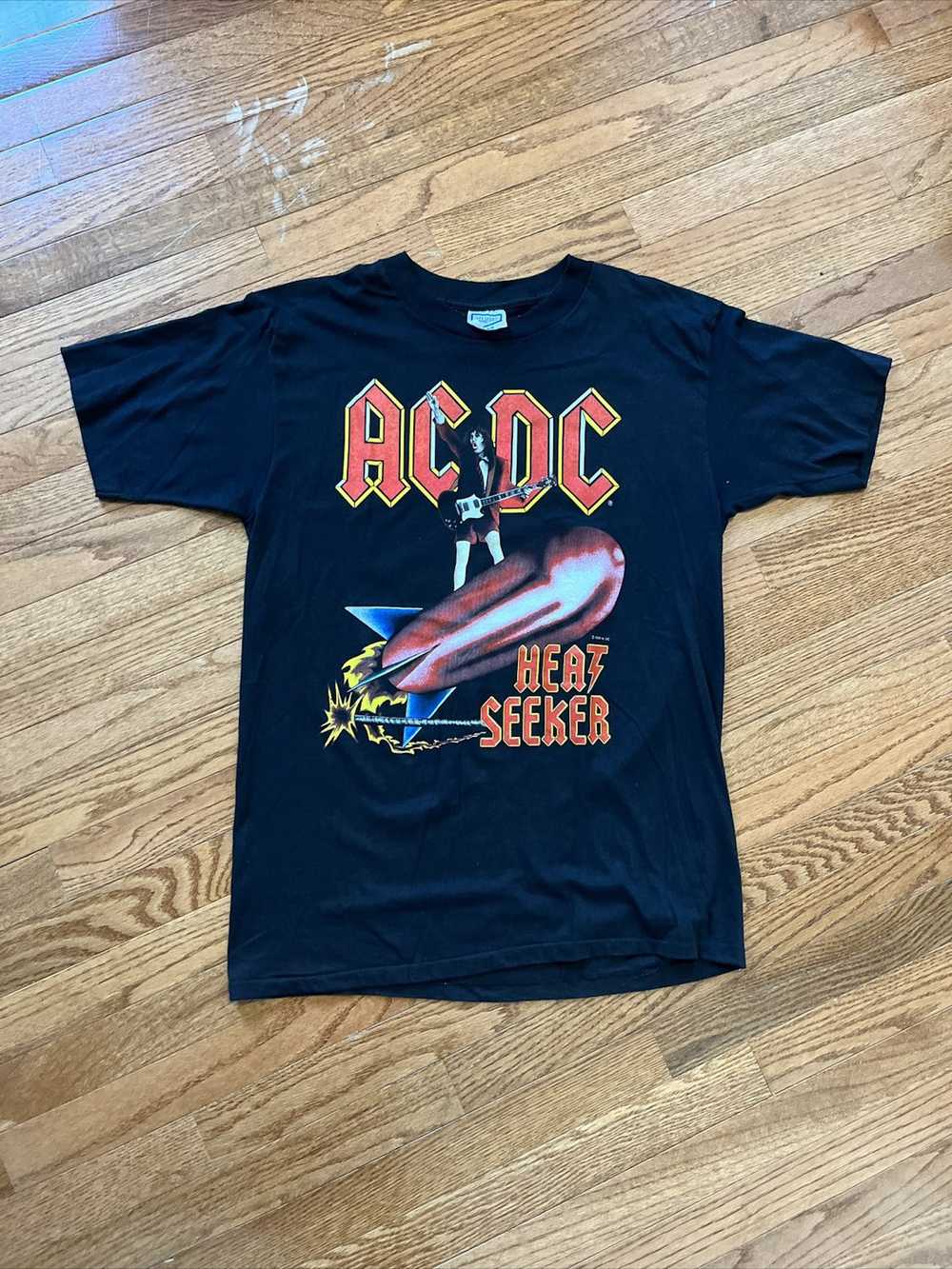 Vintage Vintage 1988 ACDC Heat Seeker Tour T-Shirt XL… - Gem