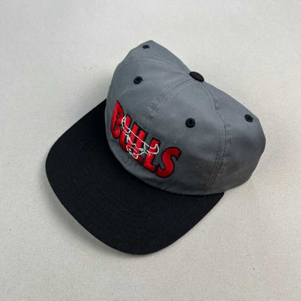 NBA × Vintage Vintage Chicago Bulls Hat Cap Snapb… - image 1