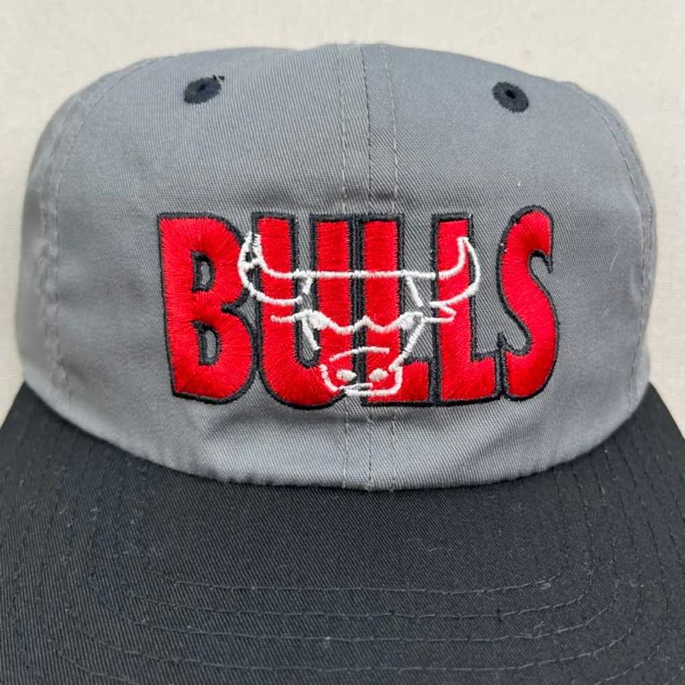 NBA × Vintage Vintage Chicago Bulls Hat Cap Snapb… - image 3