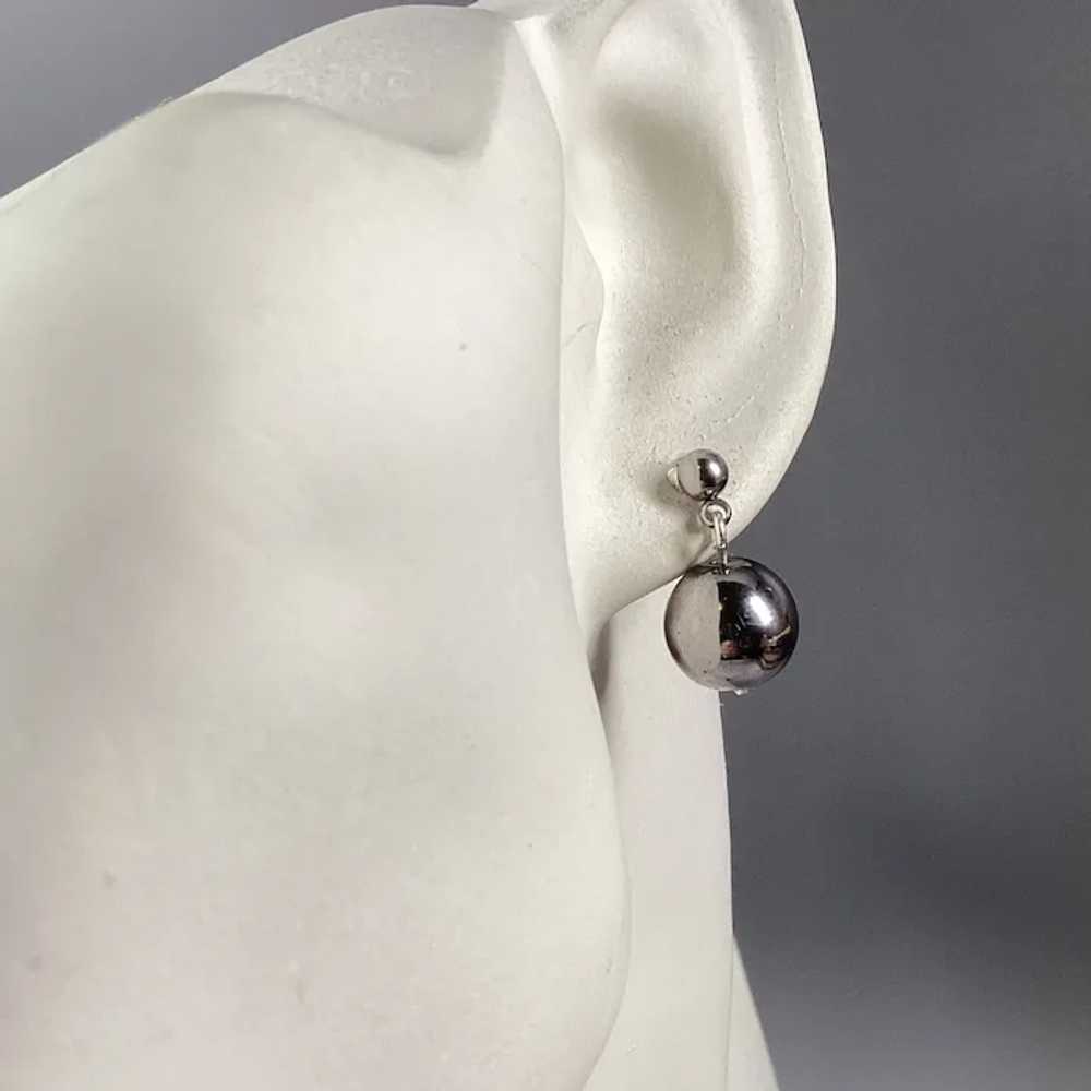 Round natural hematite stone studs earrings Metal… - image 3