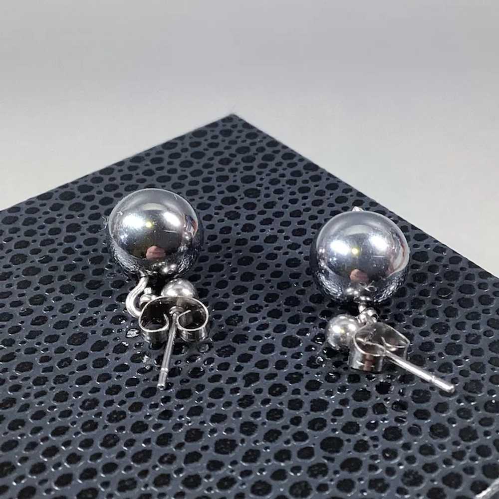 Round natural hematite stone studs earrings Metal… - image 4