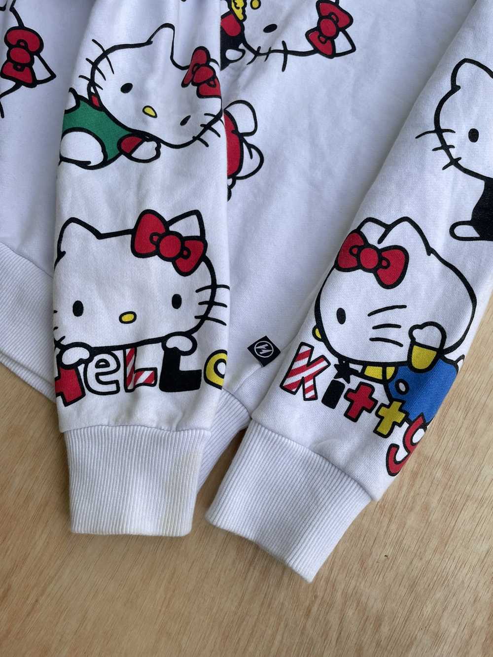 Cartoon Network × Rare Hello Kitty Full Print Cre… - image 4