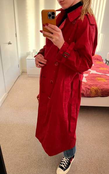 Burberry × Vintage Vintage Burberry’s red trench c