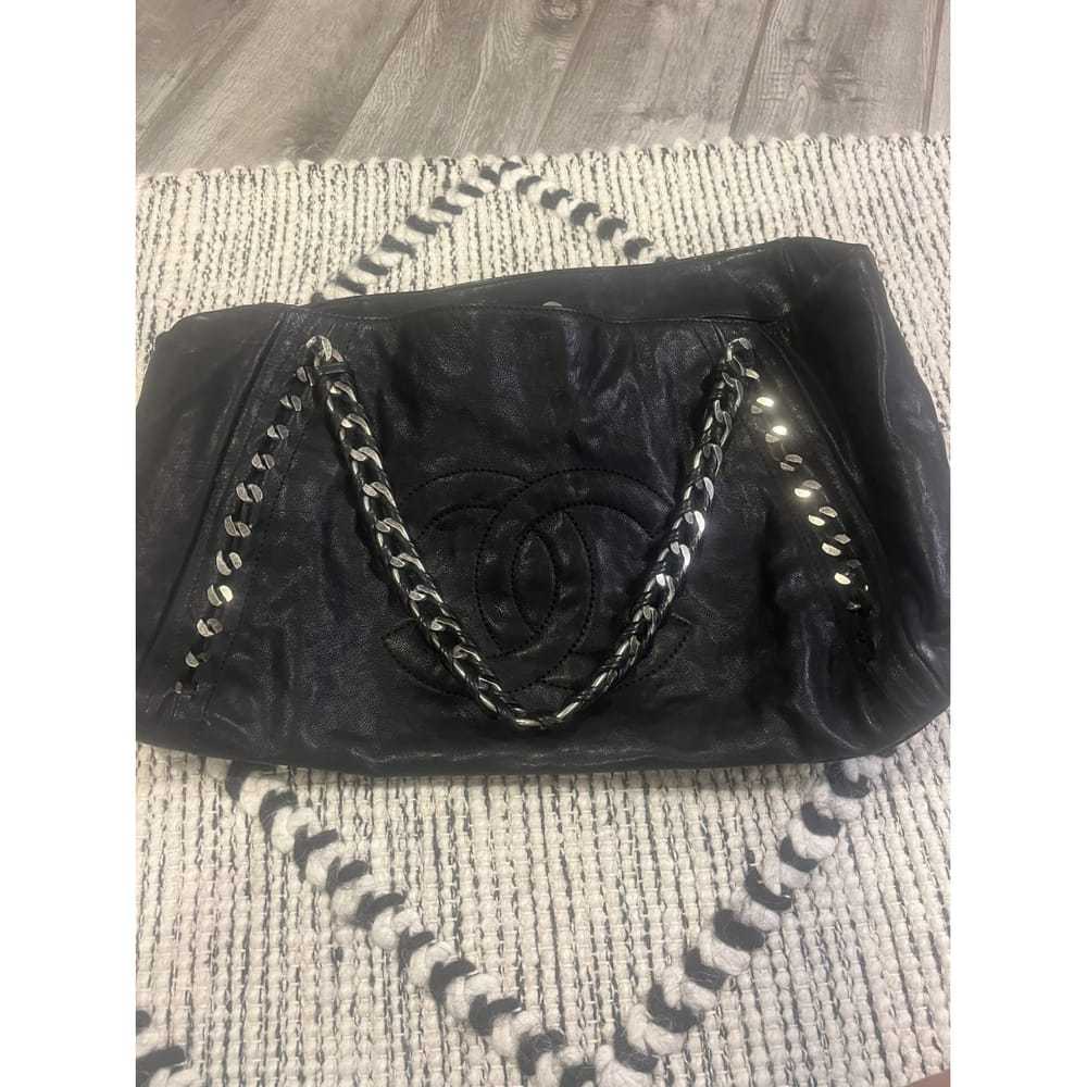 Chanel Leather tote - image 8