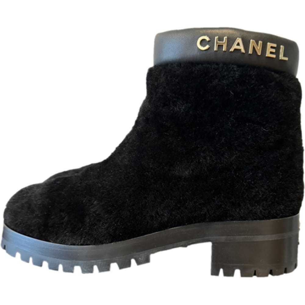 Chanel Shearling snow boots - image 1