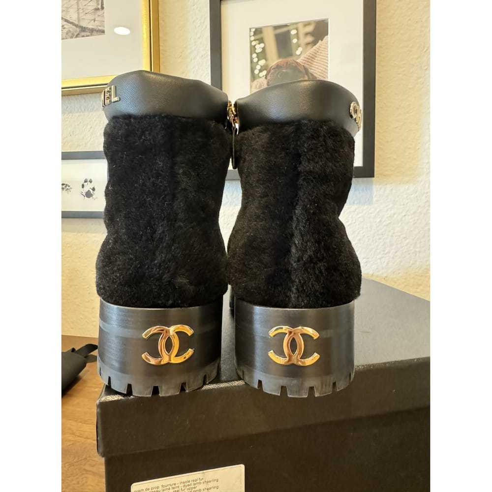 Chanel Shearling snow boots - image 3