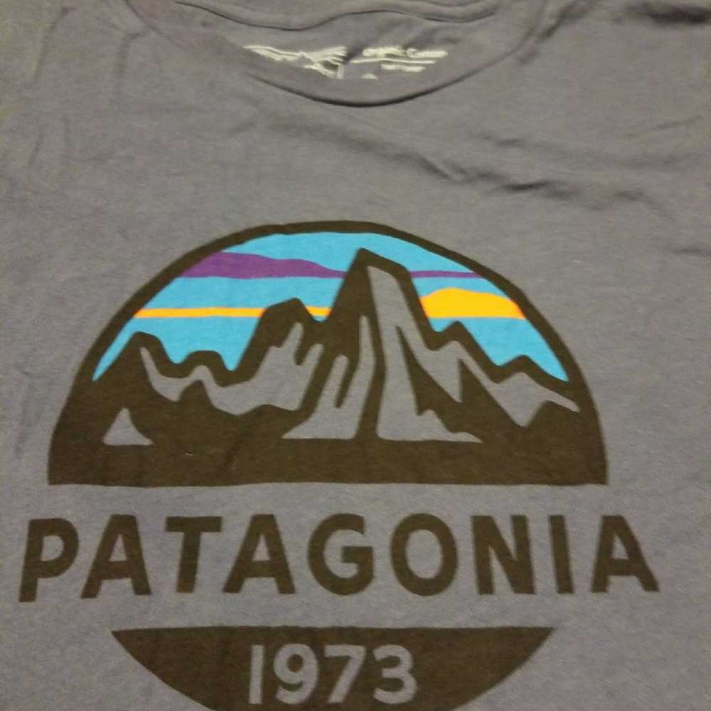 Patagonia Shirt for men's Size S - image 1