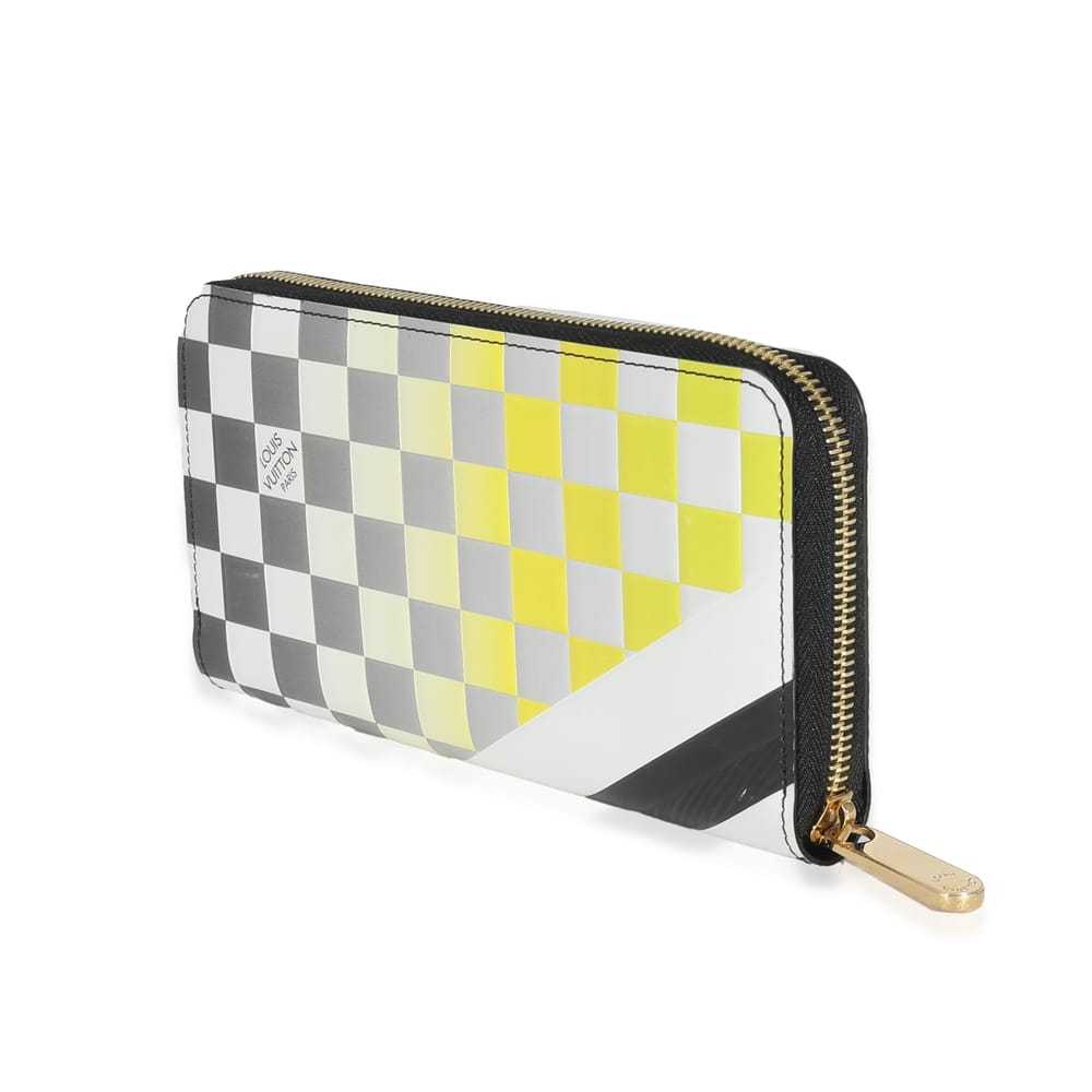 Louis Vuitton Zippy leather purse - image 6