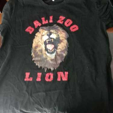 Balley zoo Lion shirt - image 1