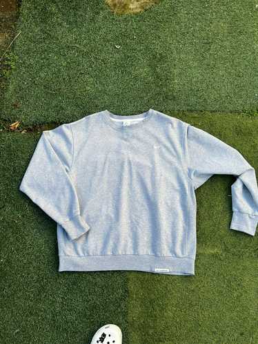 Nike Nike “ Standard Issue “ Crewneck grey