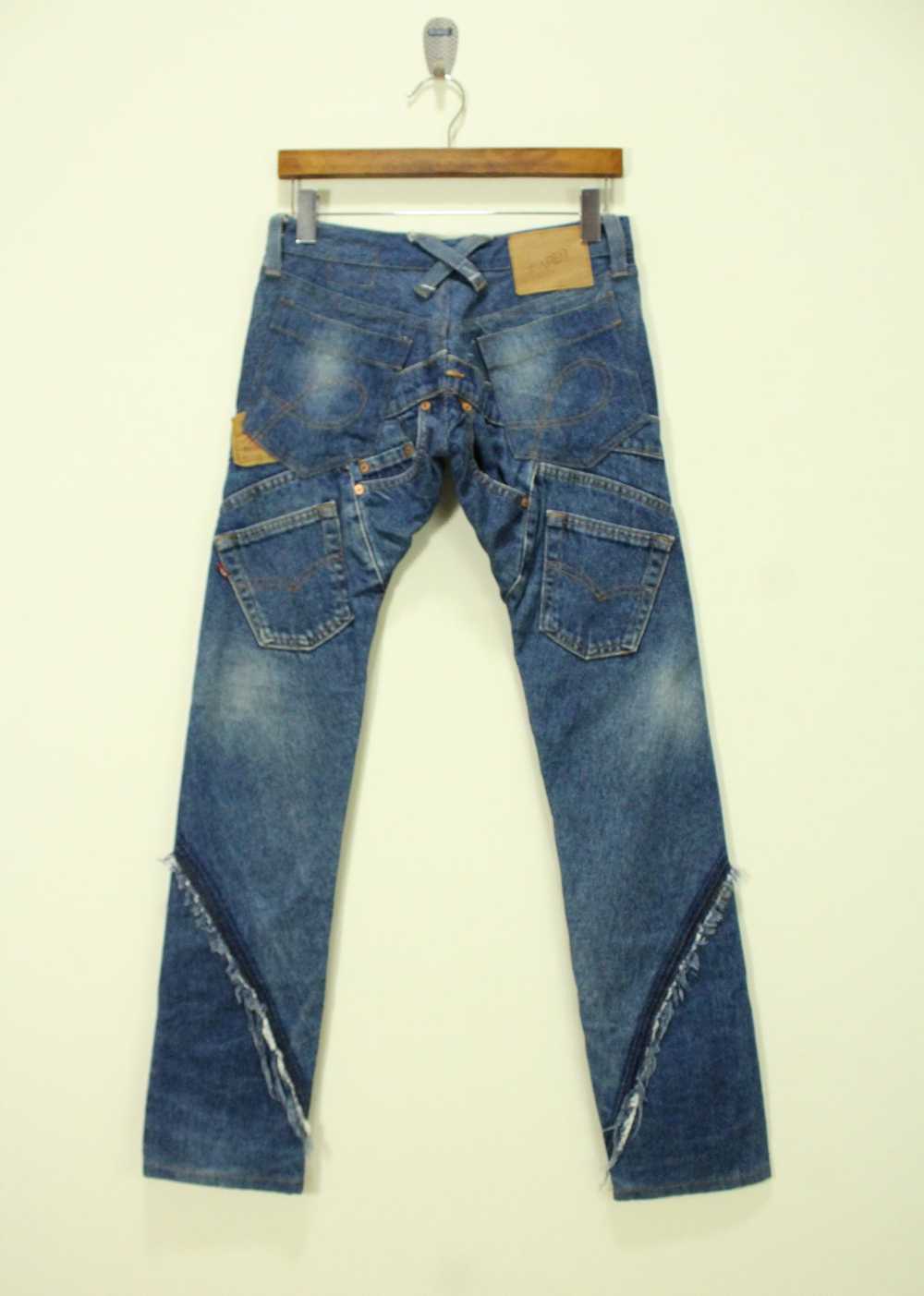 20471120 AW2000 Paper Reconstructed Levis - image 10