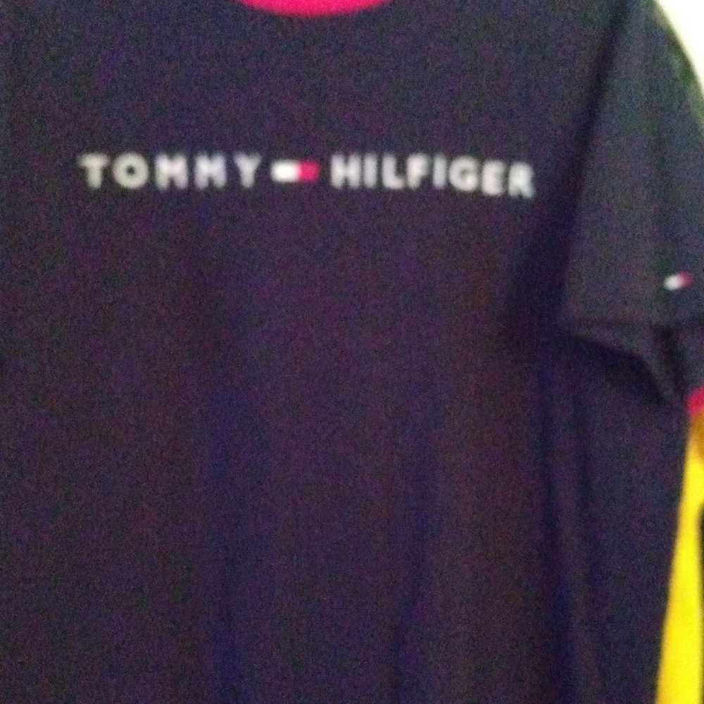 3 Tommy Hilfiger T-shirt lot... - image 3