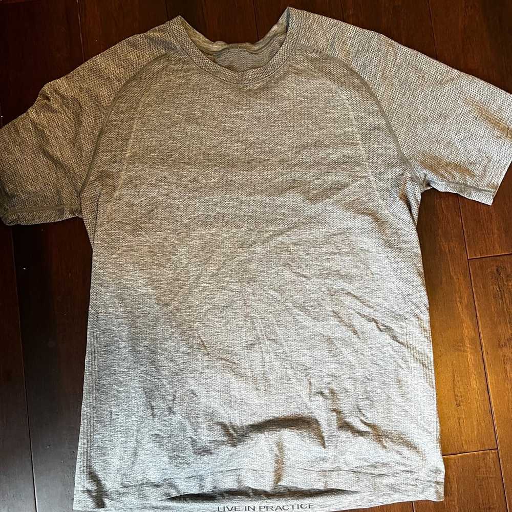 Lululemon Metal Tech Short Sleeve Shirt - image 1