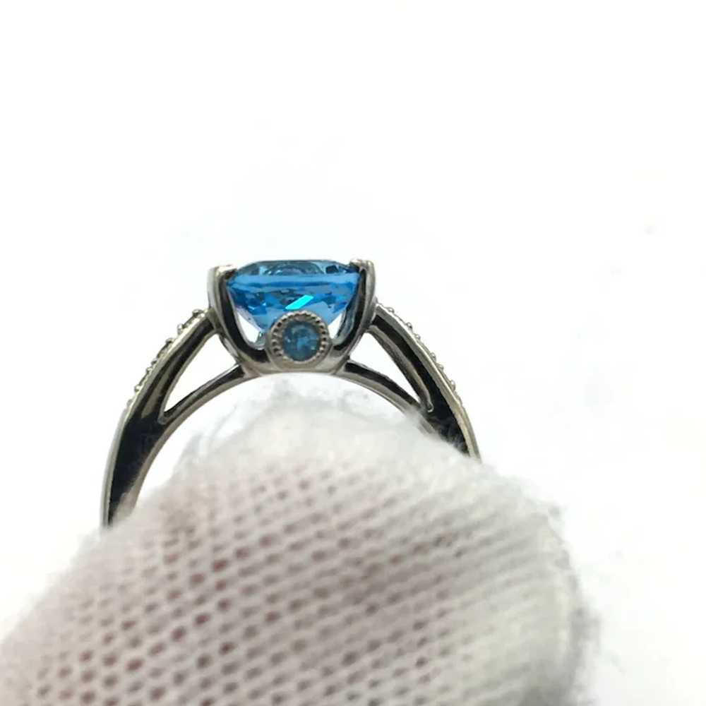 10K Topaz & Diamond Ring - image 3