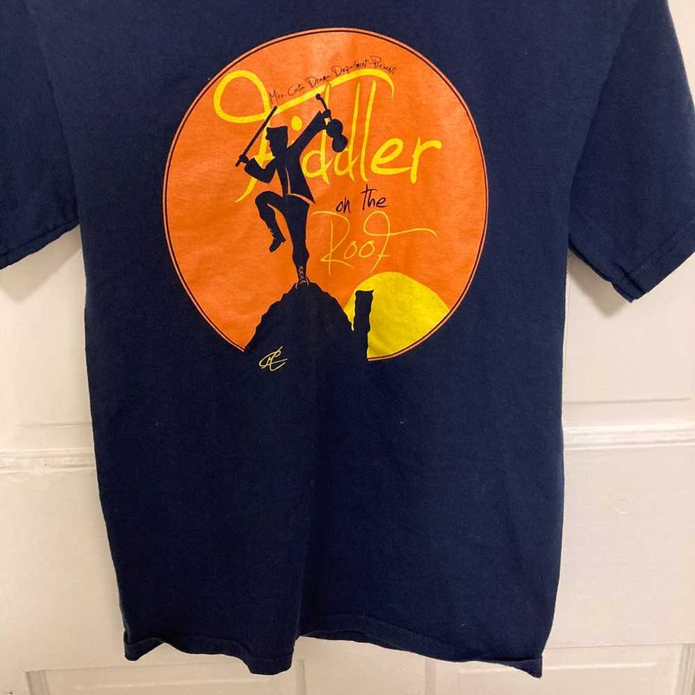 Rare Fiddler on the roof tshirt - image 5