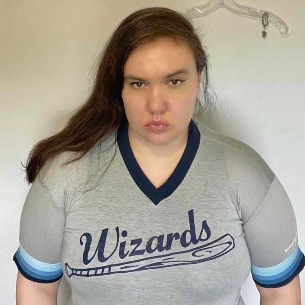 Vintage soft and sheer Wizards shirt number 32 fi… - image 1