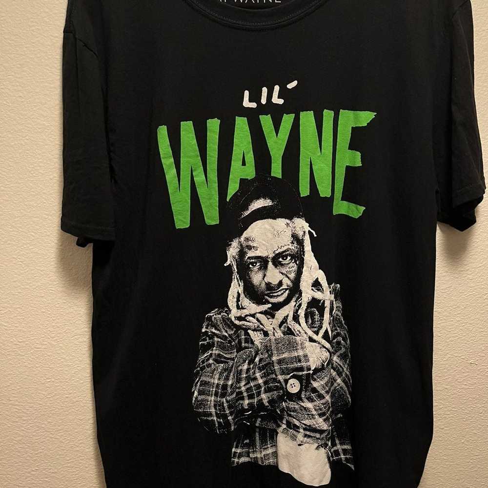 Lil Wayne concert tour t-shirt sz Medium - image 1