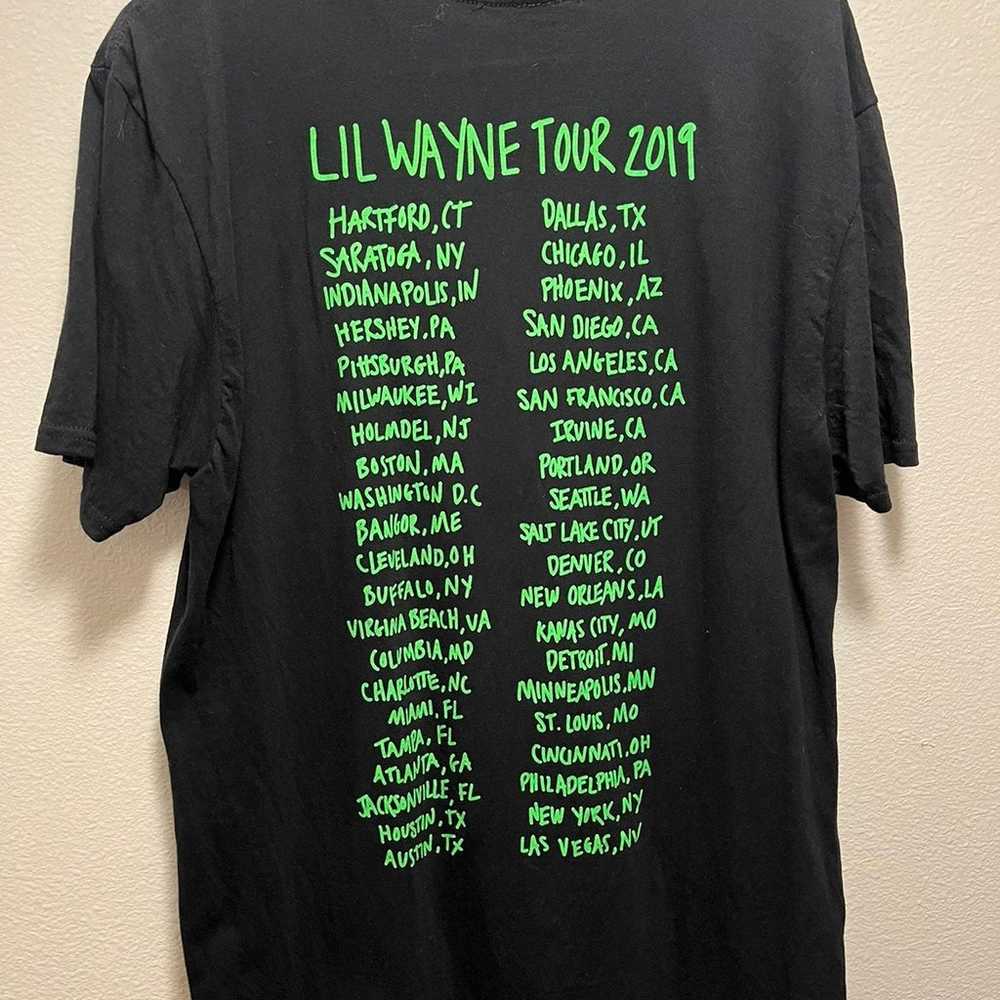 Lil Wayne concert tour t-shirt sz Medium - image 4