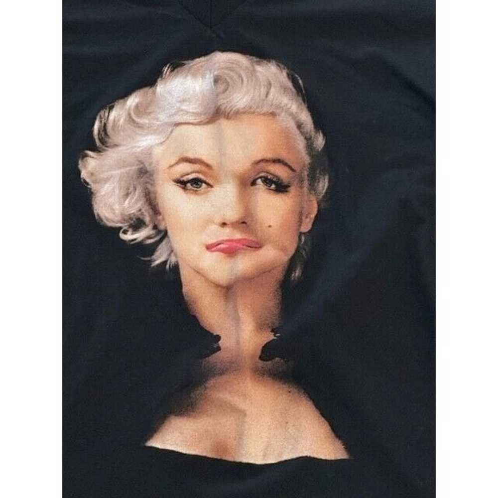 Marilyn Monroe Sexy Hair Promo Graphic T Shirt Bl… - image 2