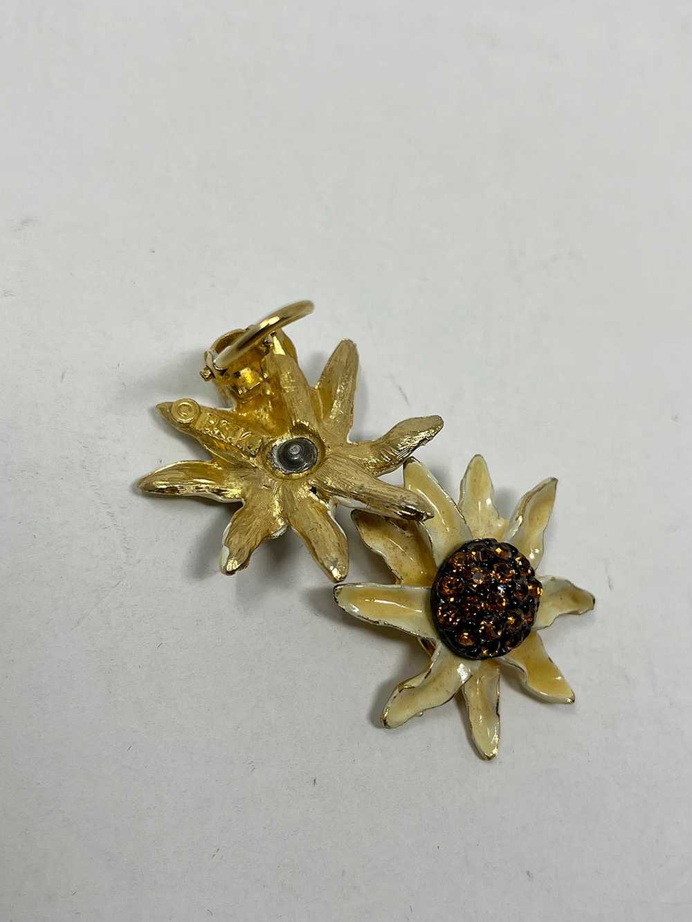 Vintage Cream & Copper Sunflower Clip-On Earrings - image 4