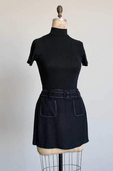 1990s Black Belted Mini Skirt w/ White Top Stitchi
