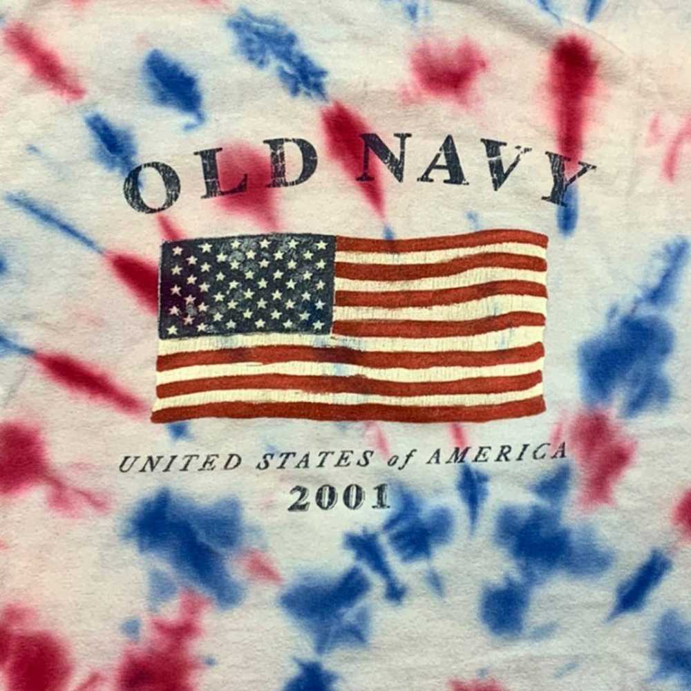 Old Navy Vintage 2001 USA Flag T-Shirt - image 3