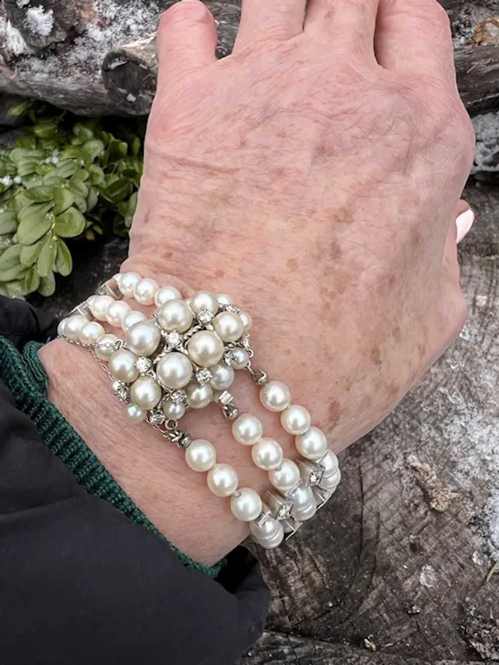14K White Gold Pearl and Diamond Bracelet - image 10