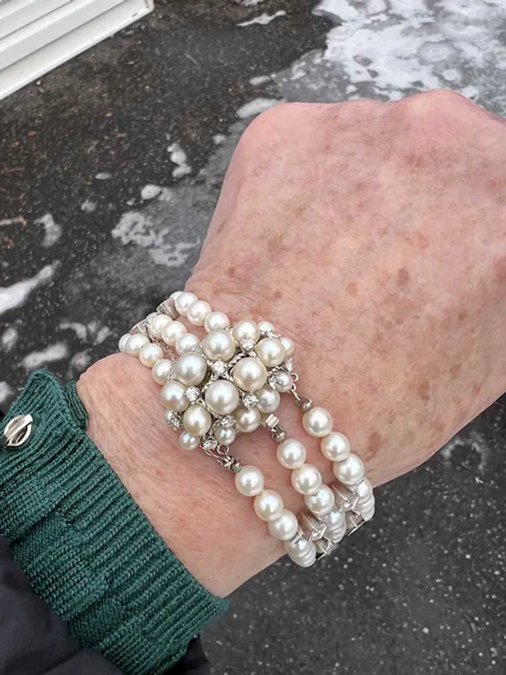 14K White Gold Pearl and Diamond Bracelet - image 2