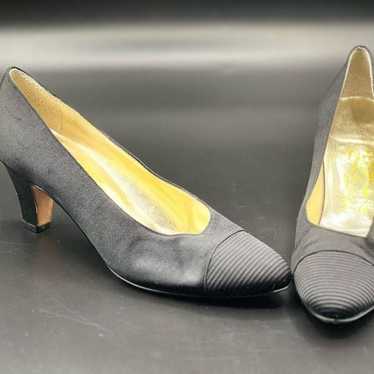 Salvatore Ferragamo Womens Heels Shoe Sz 8.5 AA Black Satin Fabric Buckle  Italy