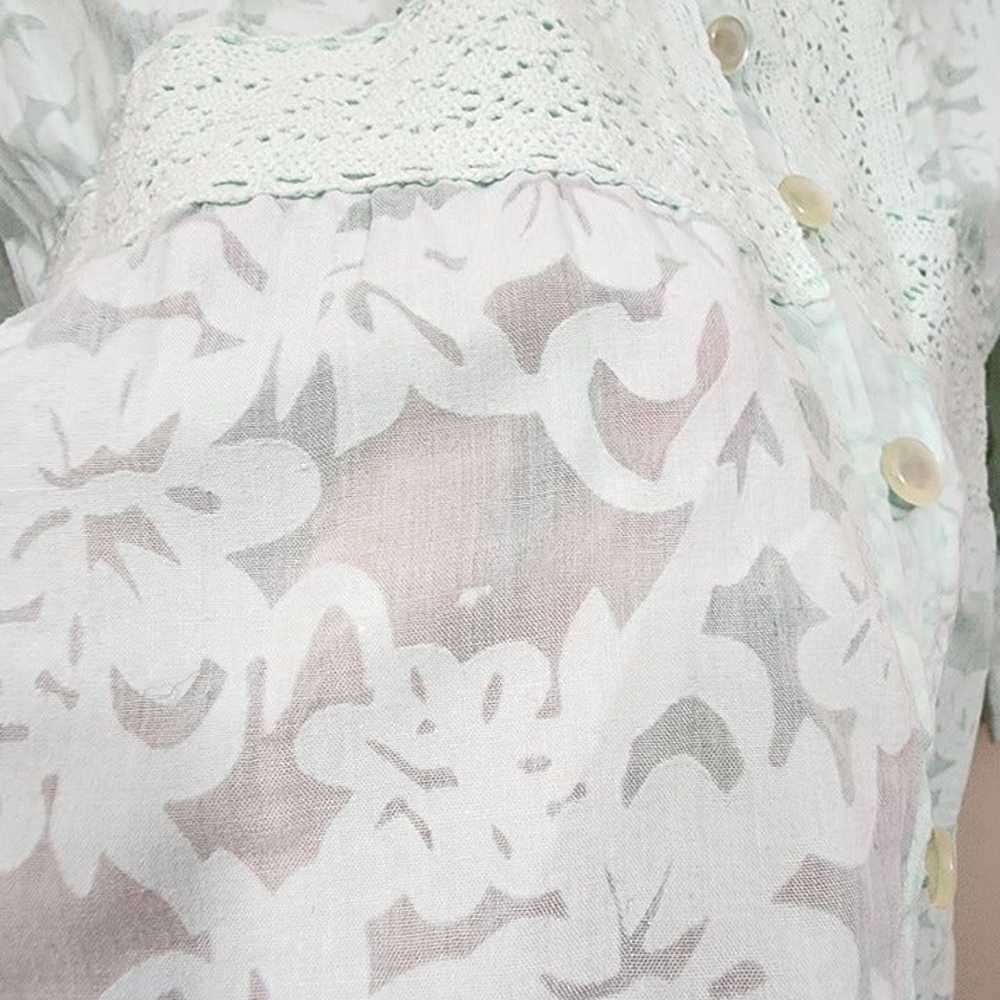 Vintage Antilia Femme v-neck button front lace tr… - image 7