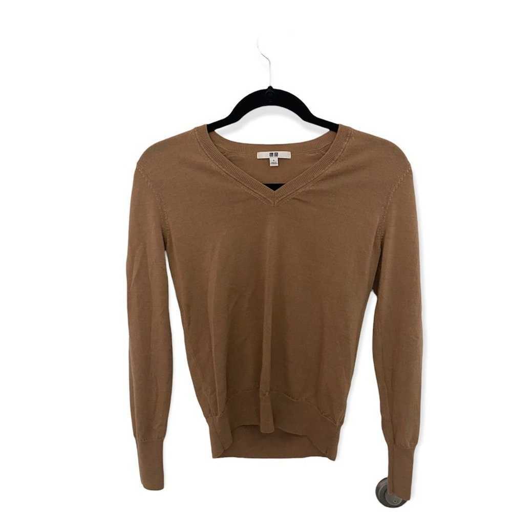 Uniqlo Uniqlo SZ S light brown wool sweater - image 2