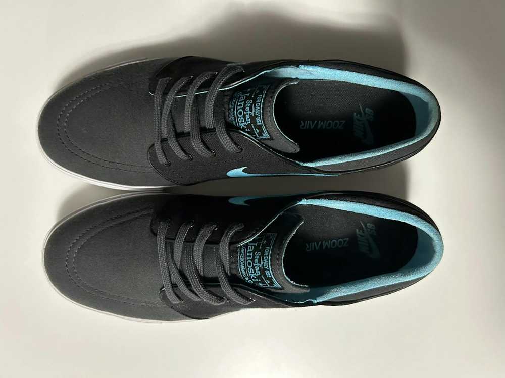 Nike Stefan Janoski Black/Hyper Blue - Size: 10.5 - image 6