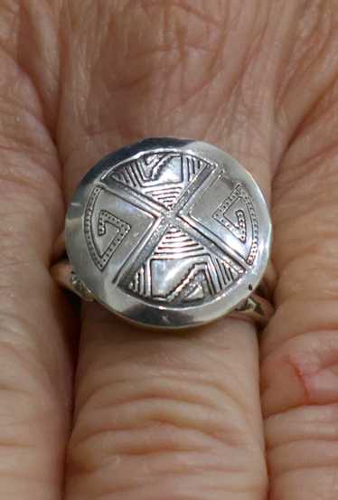 Unique Navajo sterling Button ring sizes 9 & 9.25 