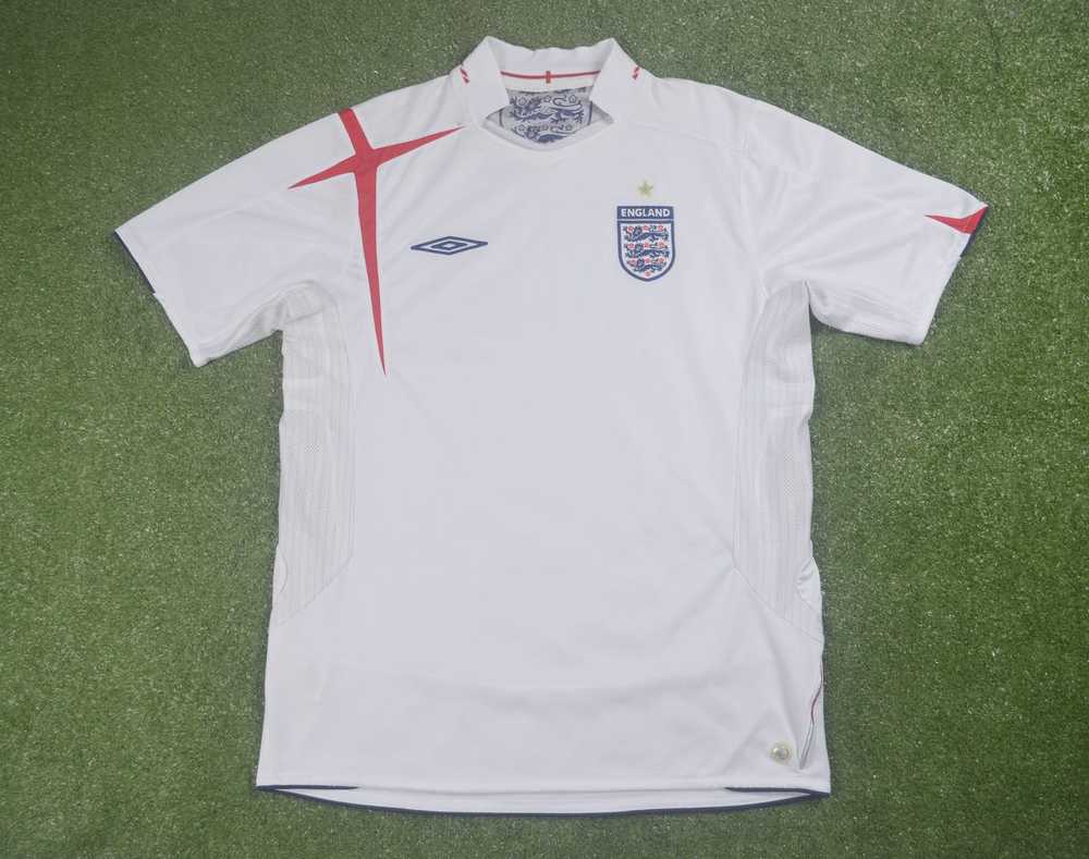 Soccer Jersey × Umbro 2005-2007 England Team Offi… - image 1