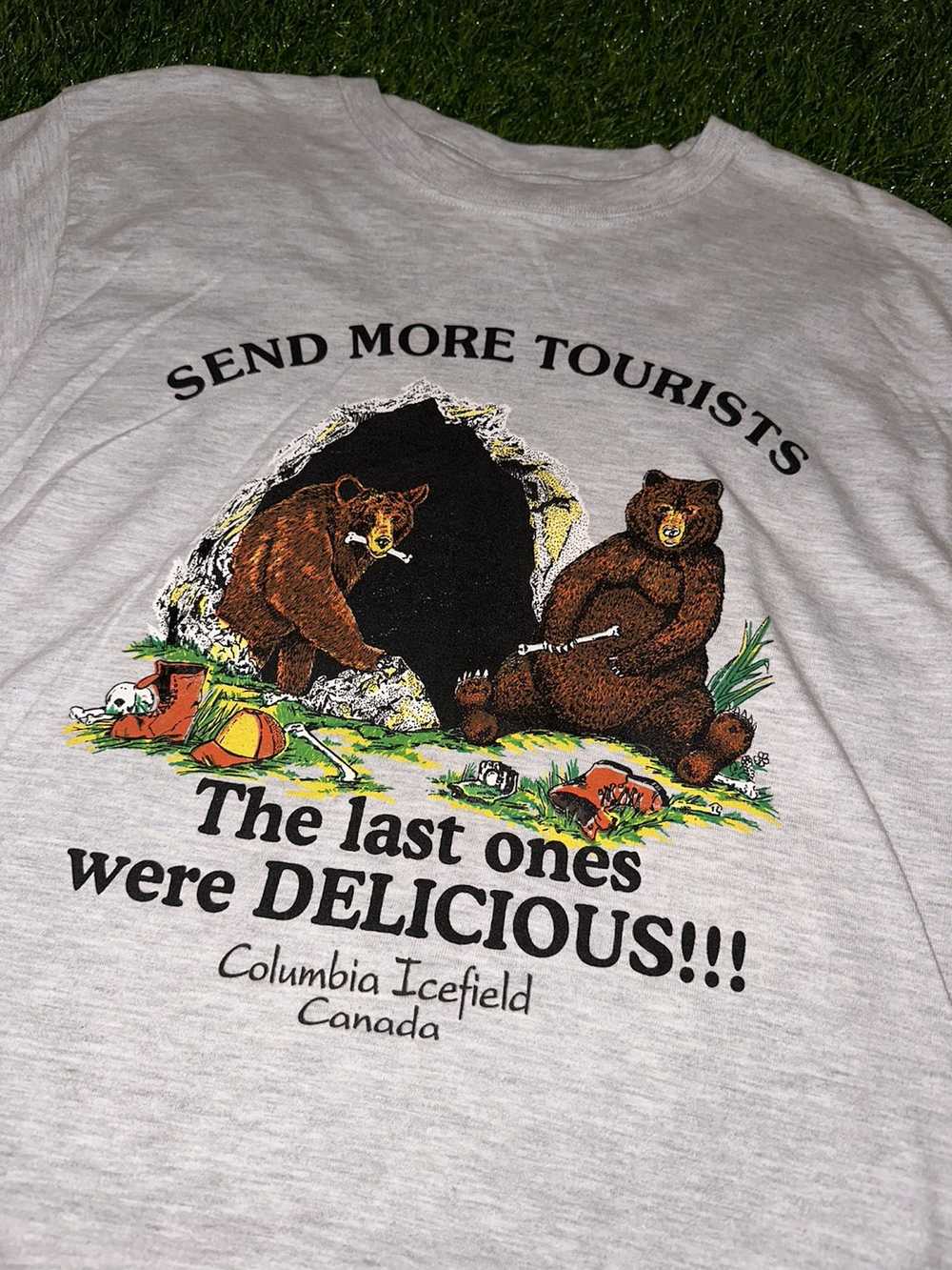 Vintage Vintage Columbia ice field tourist bear t… - image 2