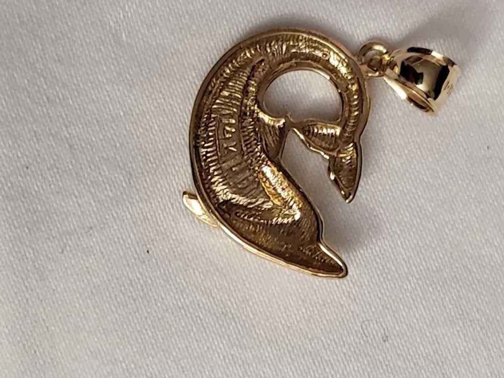 Happy 14K Gold Dolphin 3.65 Grams Pendant with Op… - image 8