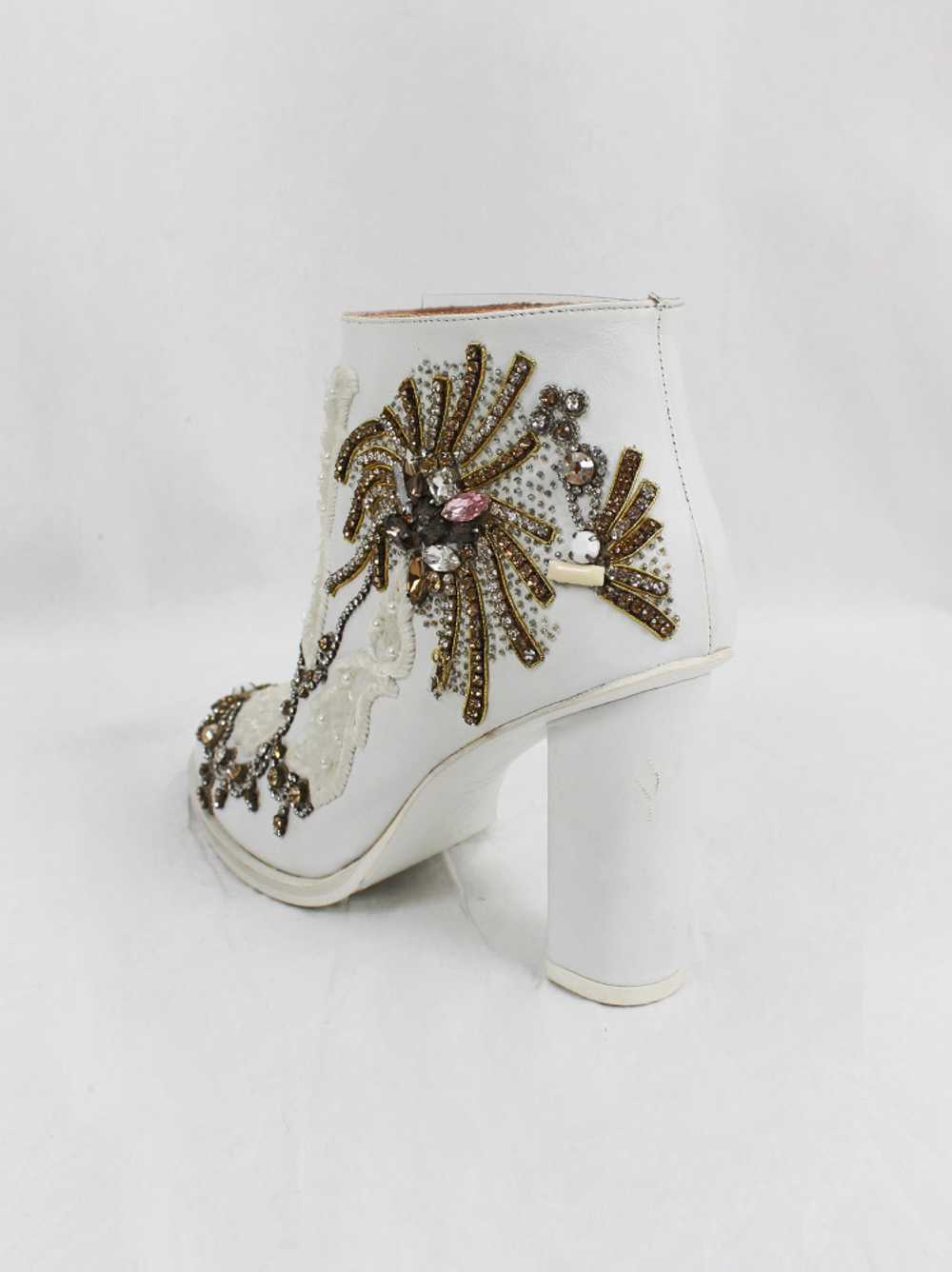 A.F. Vandevorst white ankle boots with wedding em… - image 10
