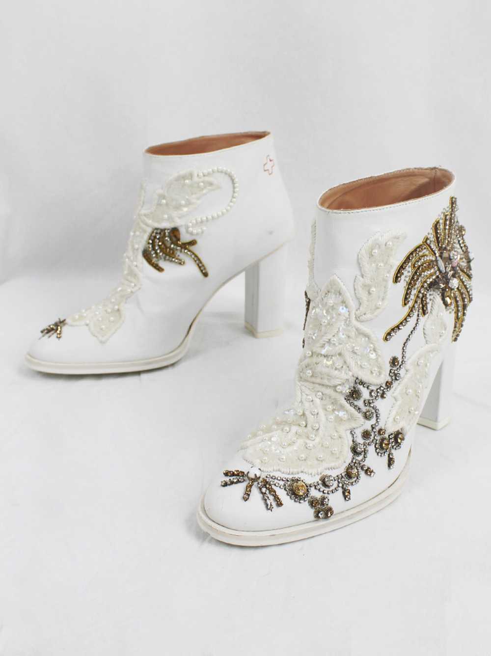 A.F. Vandevorst white ankle boots with wedding em… - image 1