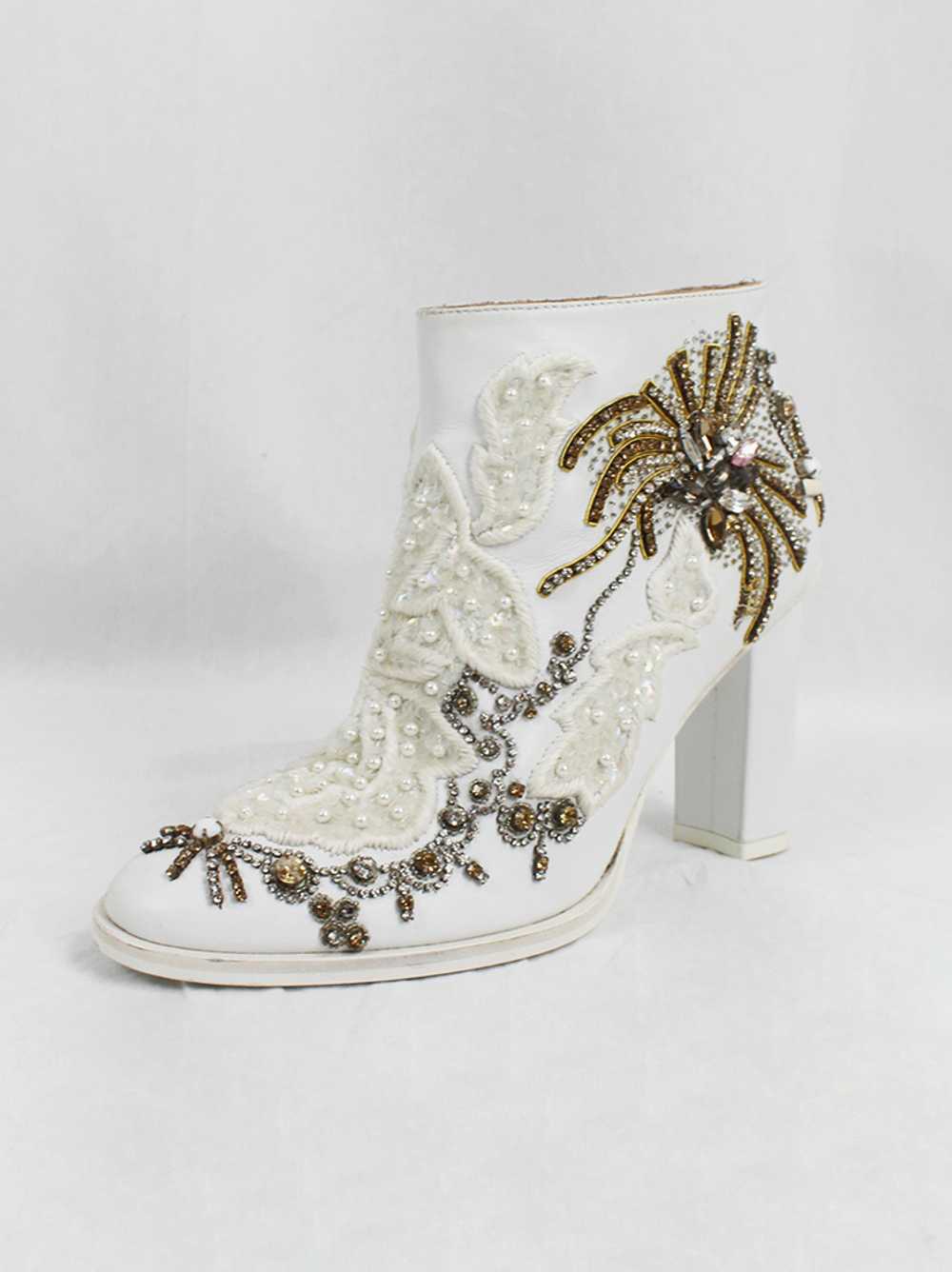 A.F. Vandevorst white ankle boots with wedding em… - image 4