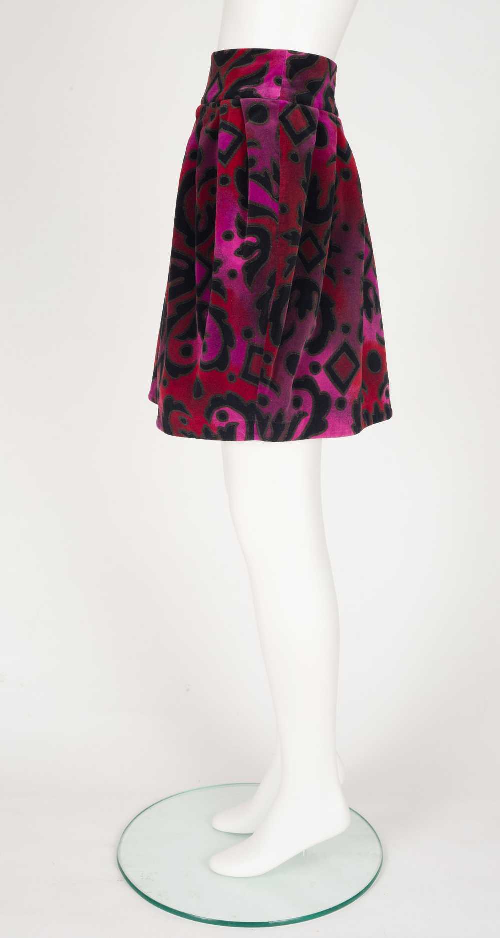 Byblos 1990s Baroque Print Cotton Velvet Bubble M… - image 4