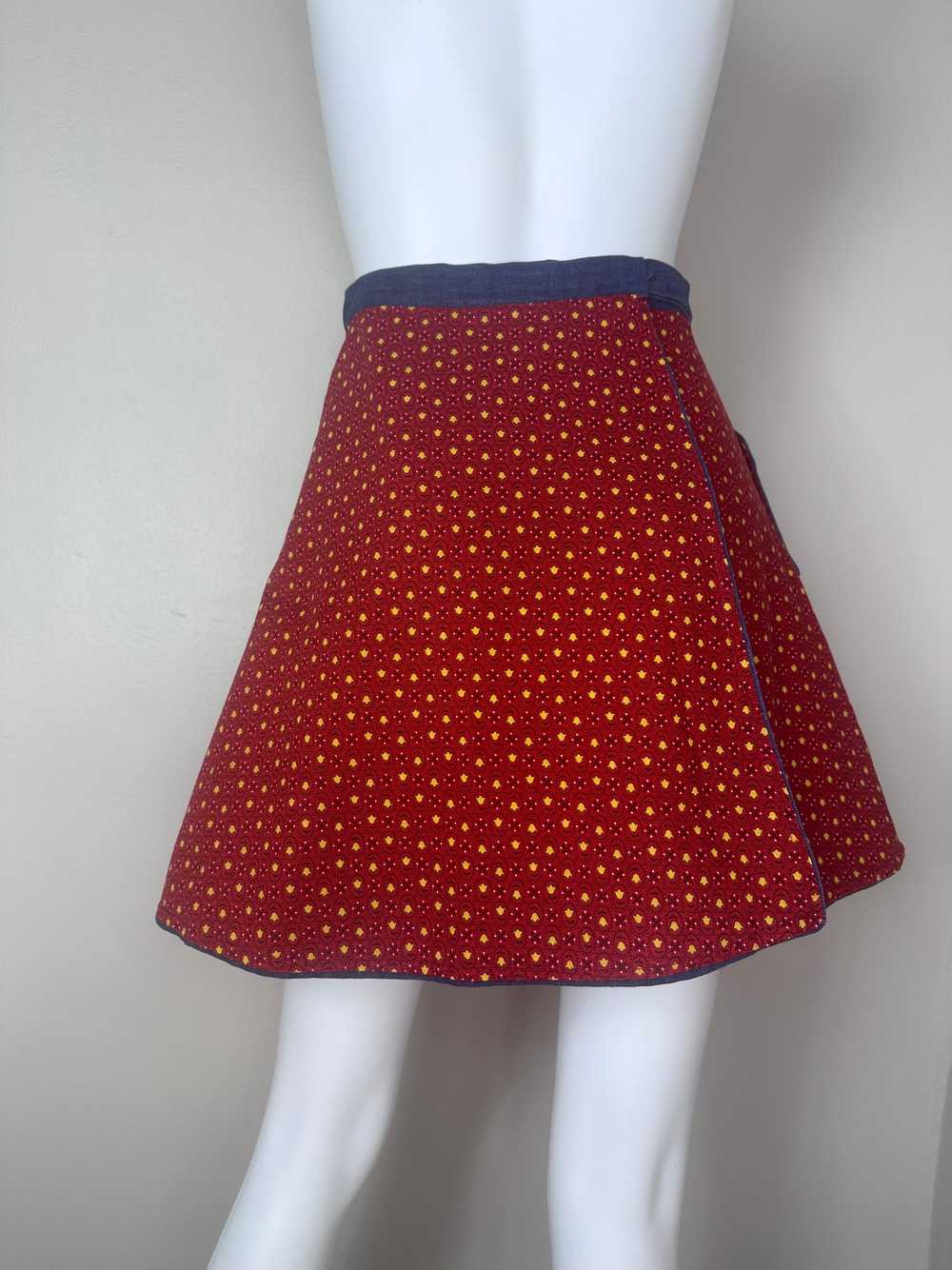 1970s Reversible Denim Wrap Mini Skirt, Floral Pr… - image 6